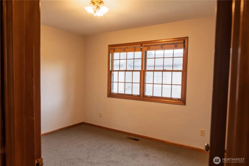 Property photo for 1111 Grover Street #1a, Lynden photo 24