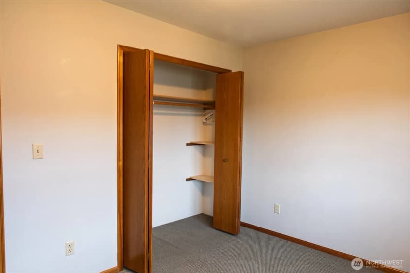 Property photo for 1111 Grover Street #1a, Lynden photo 25