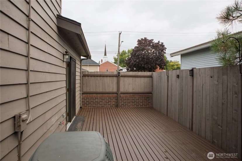 Property photo for 1111 Grover Street #1a, Lynden photo 11