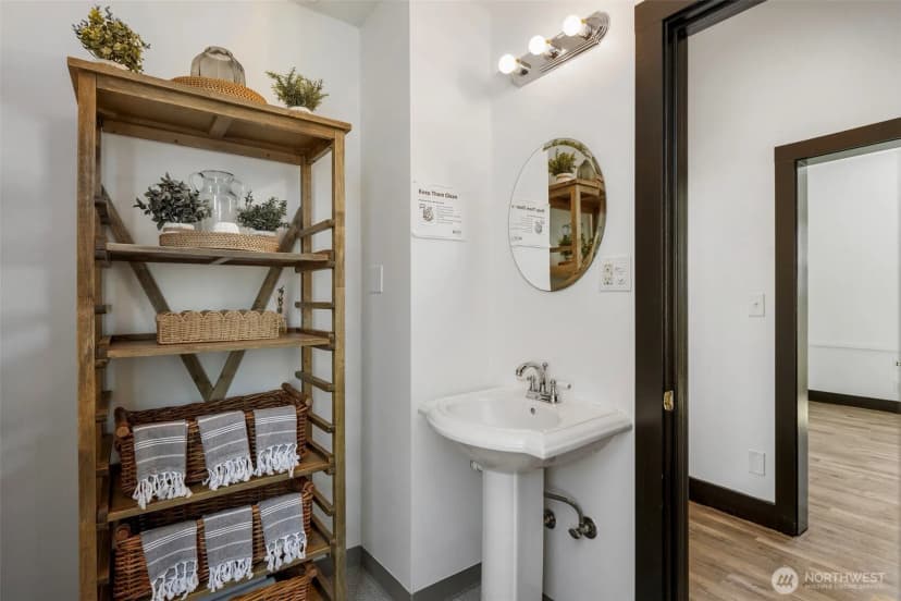Property photo for 25931 Washington Boulevard Ne, Kingston photo 29