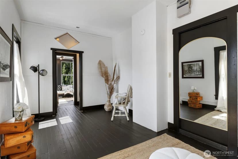 Property photo for 25931 Washington Boulevard Ne, Kingston photo 25