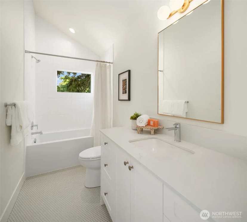 Property photo for 3442 13th Avenue W #a, Seattle photo 25