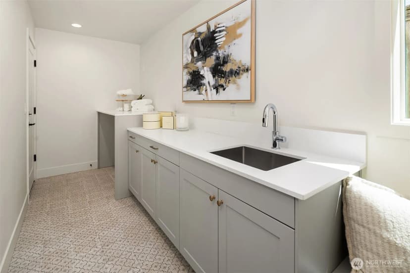 Property photo for 3442 13th Avenue W #a, Seattle photo 32