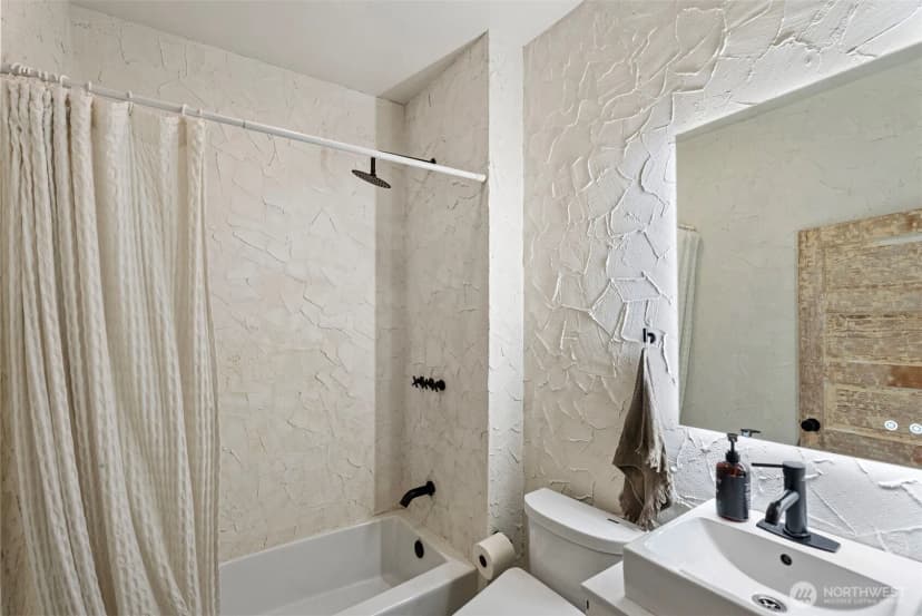 Property photo for 624 S 45th Street, Tacoma photo 16