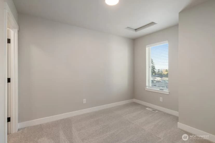Property photo for 12814 66th Avenue S, Seattle photo 28