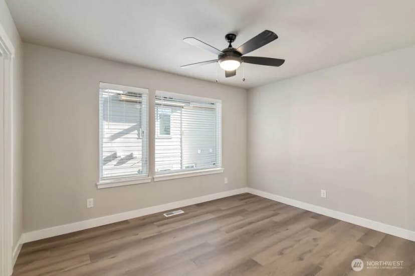 Property photo for 12814 66th Avenue S, Seattle photo 21