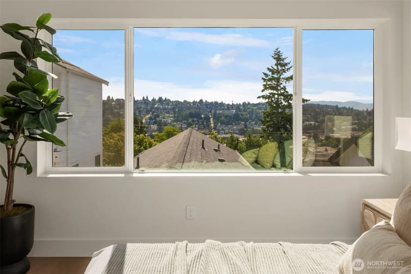 Property photo for 3446 13th Avenue W #b, Seattle photo 14