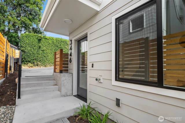 Property photo for 3446 13th Avenue W #b, Seattle photo 4
