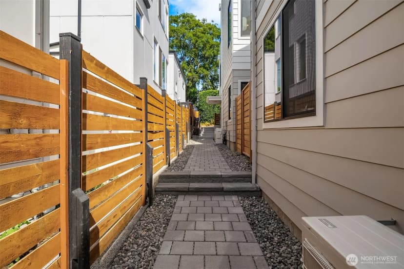 Property photo for 3444 13th Avenue W #c, Seattle photo 22