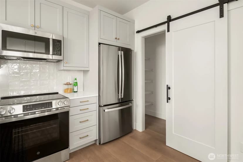 Property photo for 3444 13th Avenue W #c, Seattle photo 6