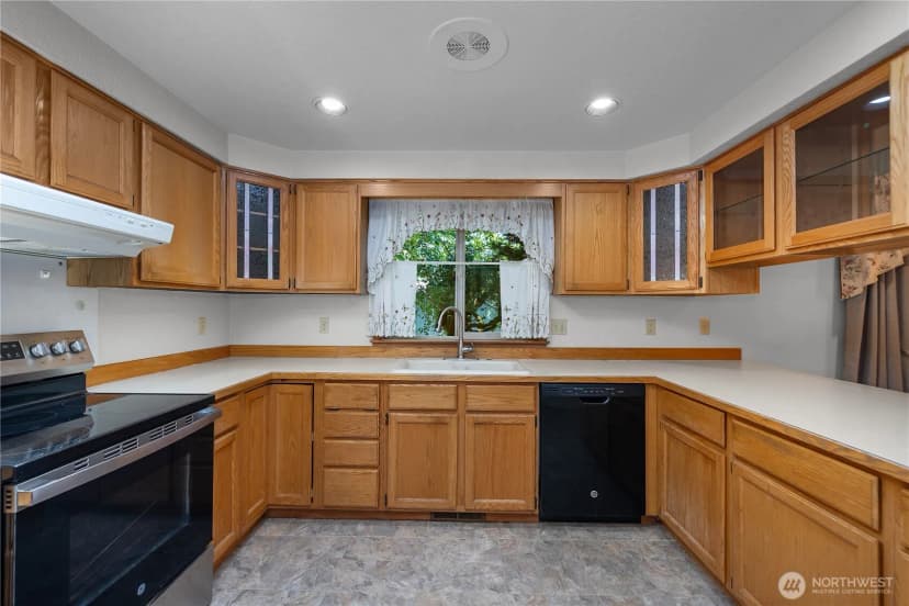 Property photo for 1617 Diamond Loop, Lacey photo 16