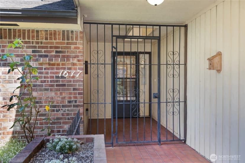 Property photo for 1617 Diamond Loop, Lacey photo 3