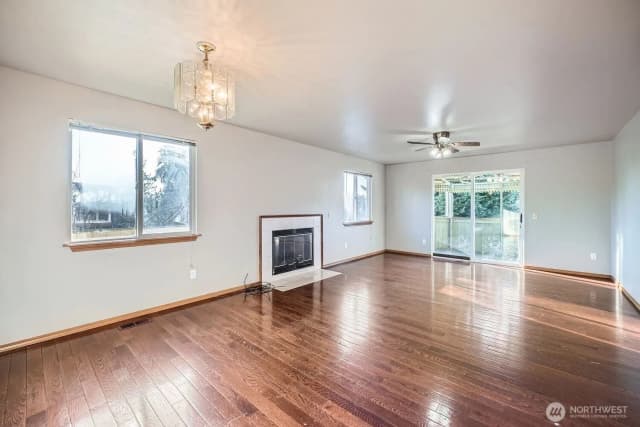 Property photo for 5525 Renton Avenue S, Seattle photo 2