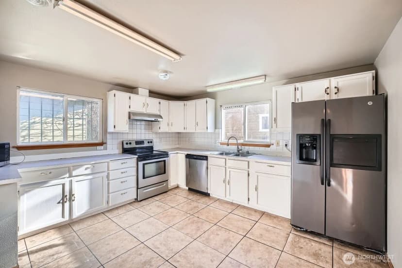 Property photo for 5525 Renton Avenue S, Seattle photo 5