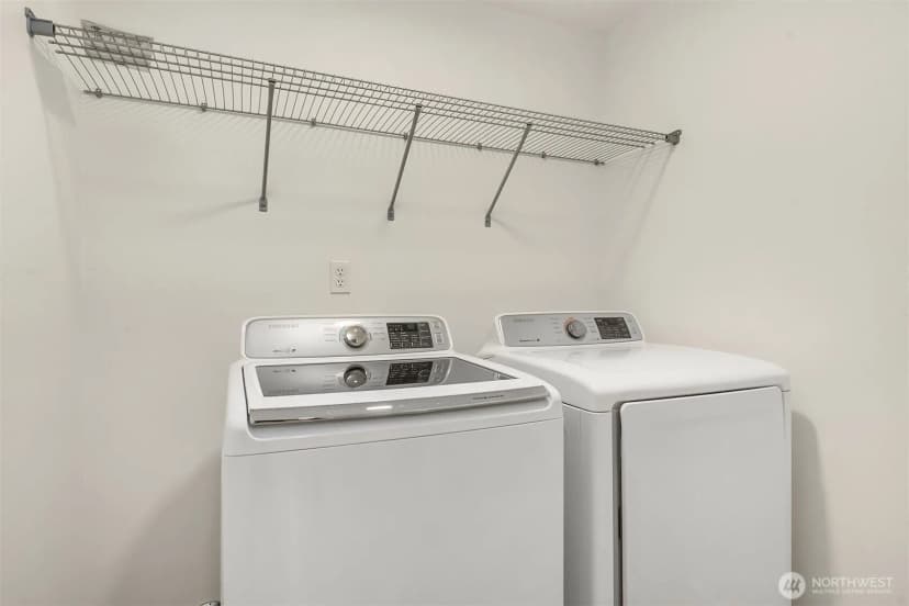 Property photo for 3613 Wallingford Avenue N, Seattle photo 23