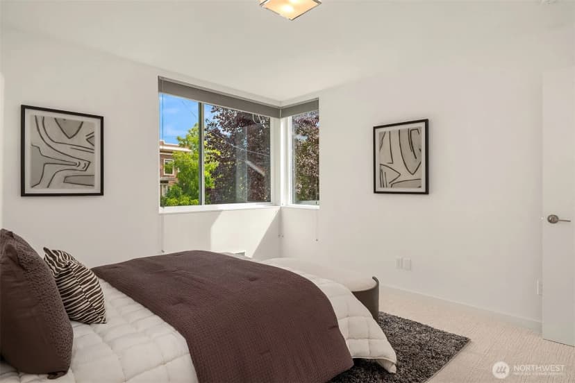 Property photo for 3613 Wallingford Avenue N, Seattle photo 15