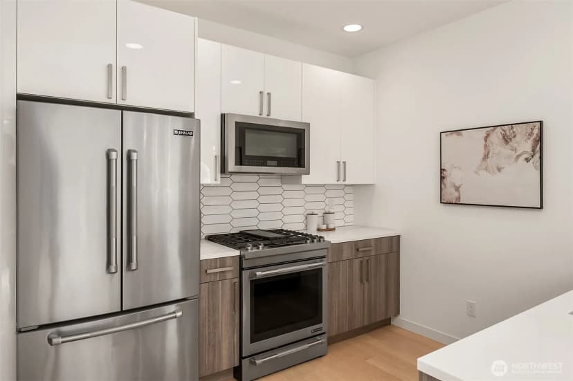 Property photo for 3613 Wallingford Avenue N, Seattle photo 3