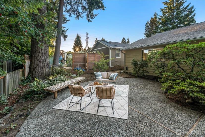 Property photo for 12509 Ne 138th Place, Kirkland photo 31