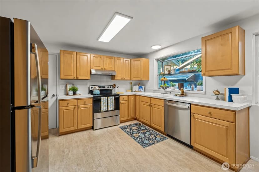 Property photo for 12509 Ne 138th Place, Kirkland photo 11
