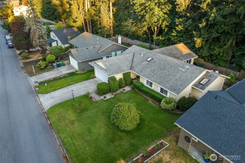 Property photo for 12509 Ne 138th Place, Kirkland photo 35