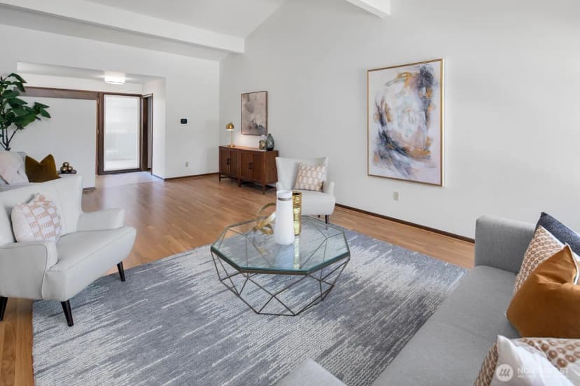 Property photo for 3051 44th Avenue W, Seattle photo 6