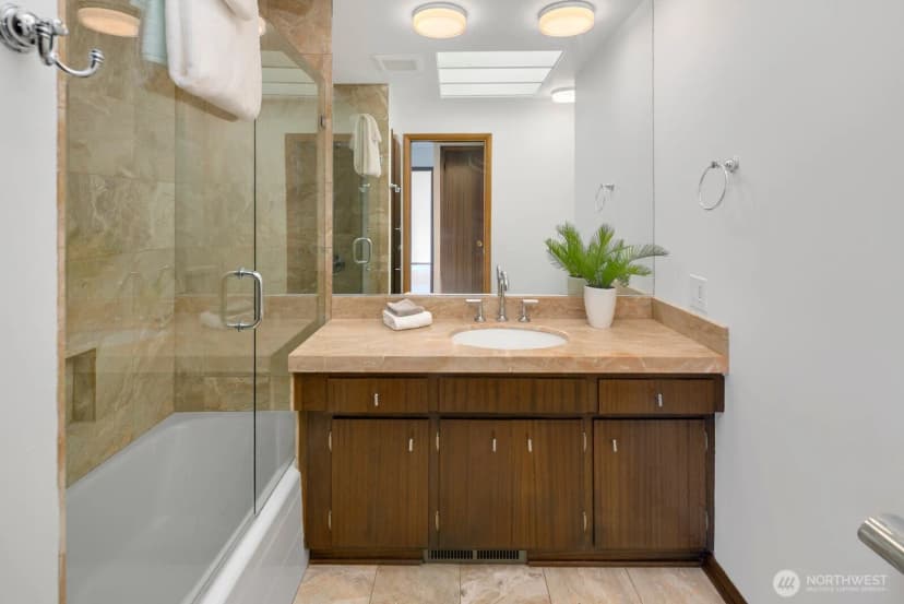 Property photo for 3051 44th Avenue W, Seattle photo 21