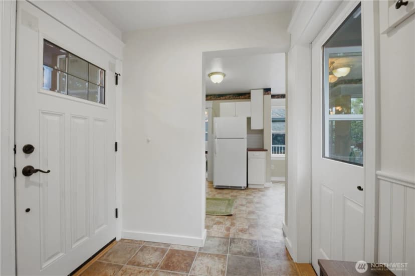 Property photo for 919 20th Avenue S, Seattle photo 6