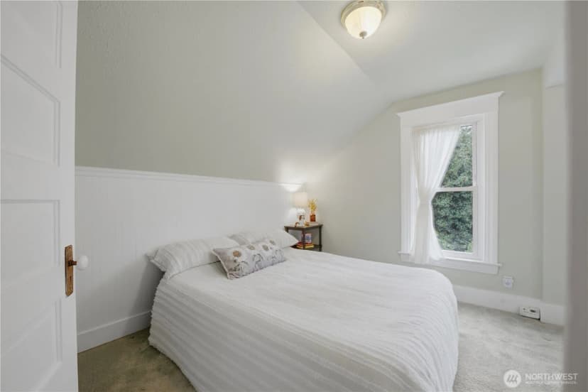 Property photo for 919 20th Avenue S, Seattle photo 21
