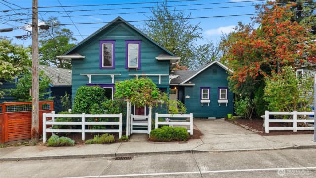 Property photo for 919 20th Avenue S, Seattle