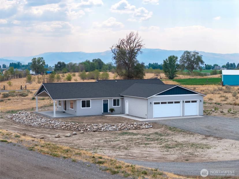 Property photo for 21 Bide-a-wee Rd., Omak photo 2