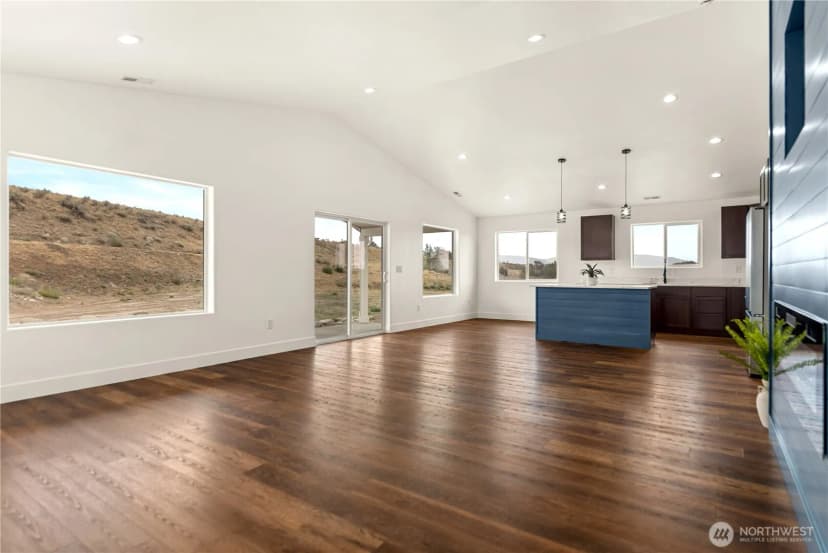 Property photo for 21 Bide-a-wee Rd., Omak photo 7