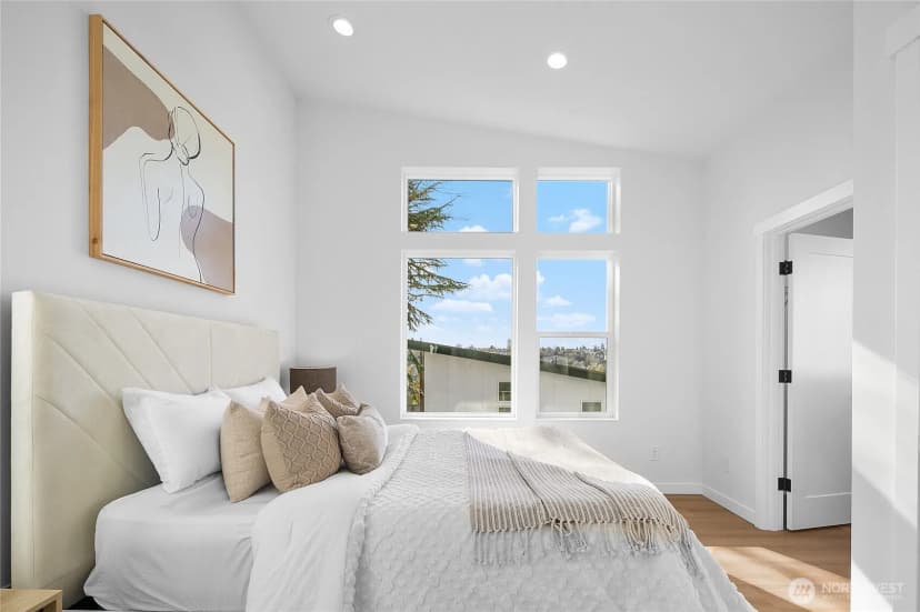 Property photo for 1804 28th Avenue S, Seattle photo 12