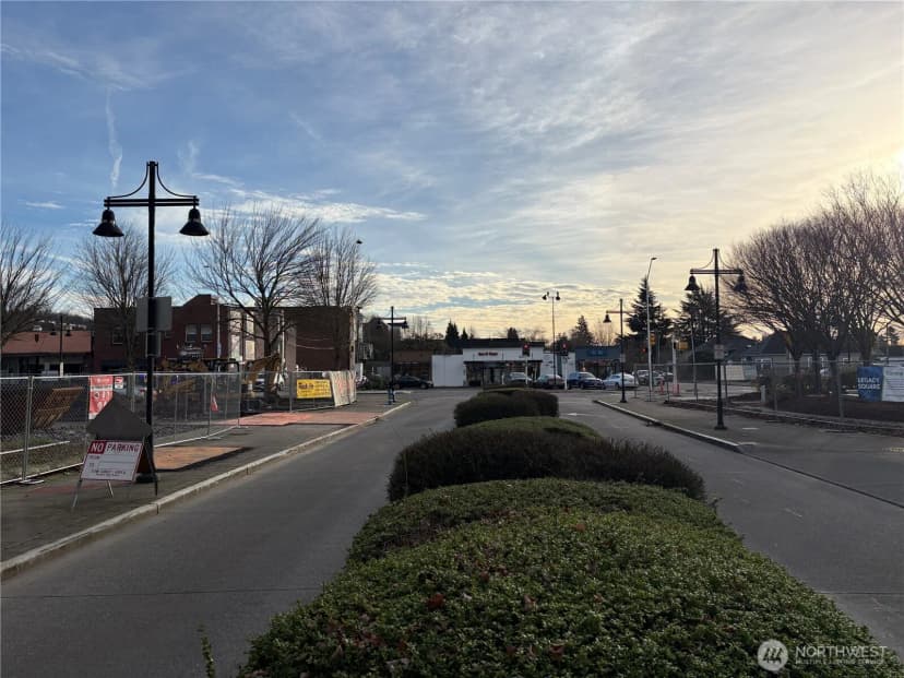 Property photo for 225 Logan Avenue S #111, Renton photo 3