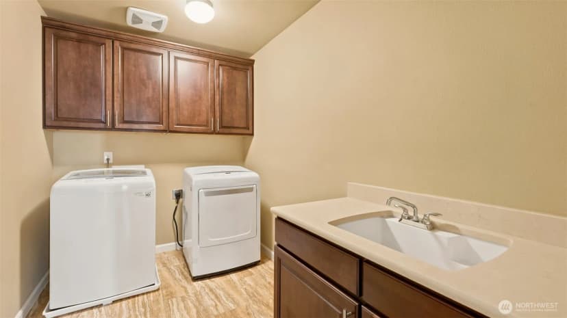 Property photo for 5500 Ne 9th Street, Renton photo 35