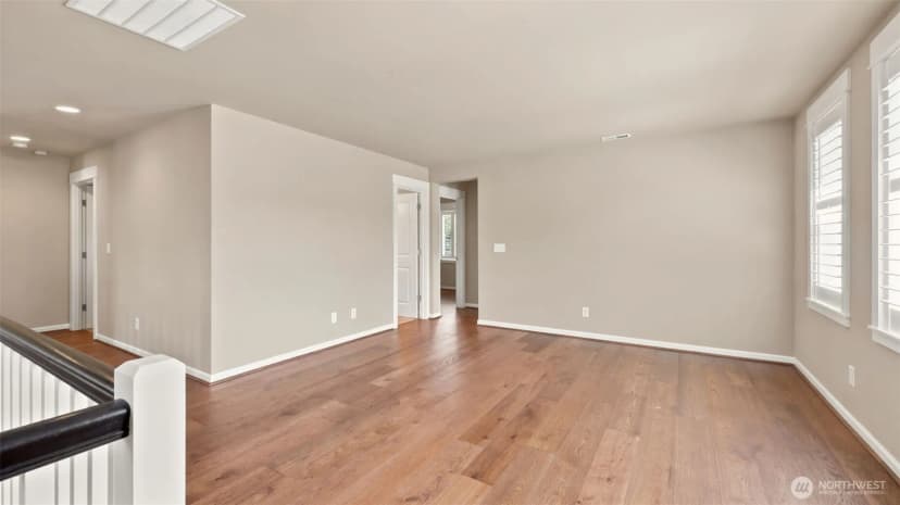 Property photo for 5500 Ne 9th Street, Renton photo 25