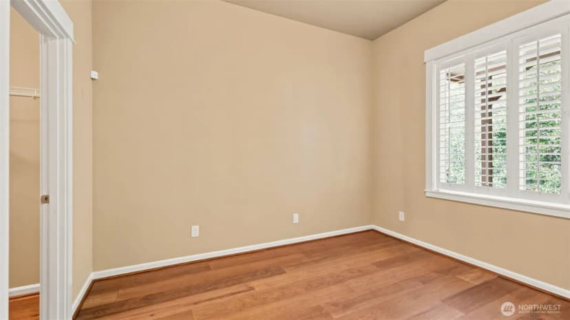 Property photo for 5500 Ne 9th Street, Renton photo 23