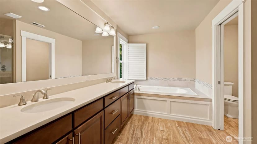 Property photo for 5500 Ne 9th Street, Renton photo 31