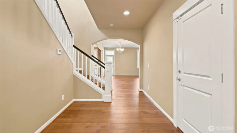 Property photo for 5500 Ne 9th Street, Renton photo 19