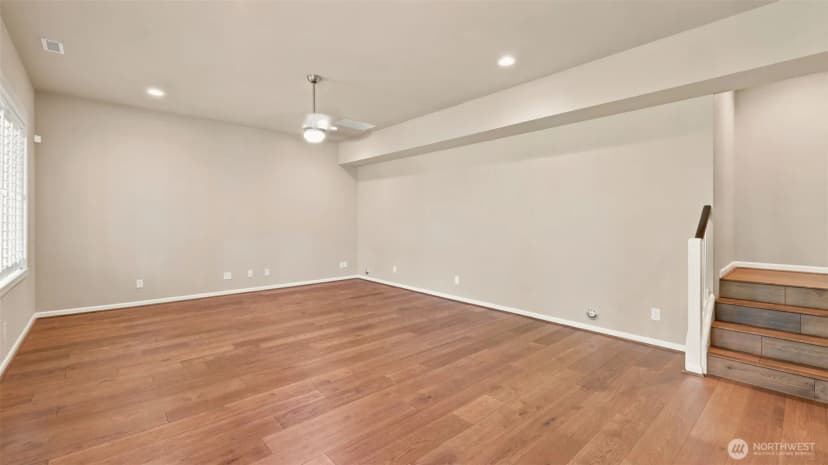 Property photo for 5500 Ne 9th Street, Renton photo 21