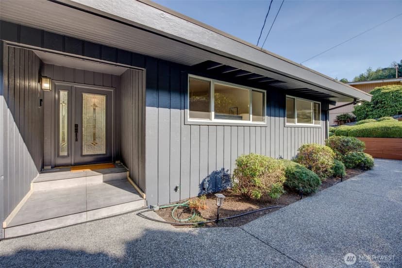 Property photo for 2434 73rd Avenue Se, Mercer Island photo 12