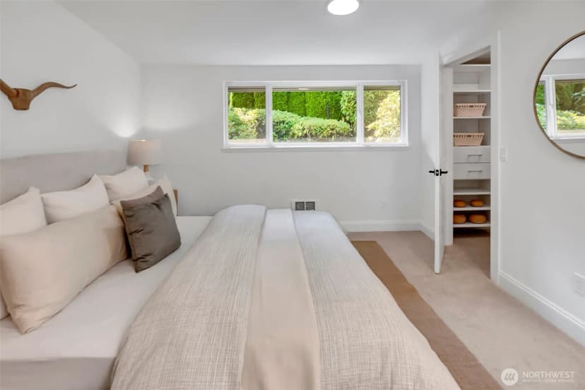 Property photo for 2434 73rd Avenue Se, Mercer Island photo 16