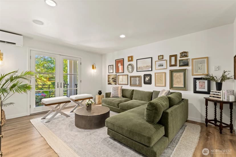 Property photo for 300 26th Avenue E #d, Seattle photo 13