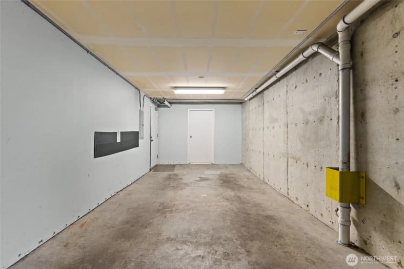 Property photo for 300 26th Avenue E #d, Seattle photo 35