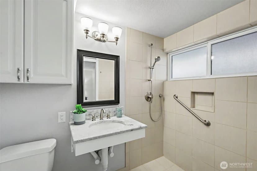 Property photo for 7903 Onyx Court Sw, Lakewood photo 9