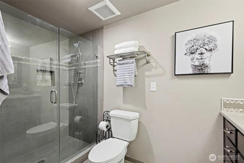 Property photo for 7903 Onyx Court Sw, Lakewood photo 21