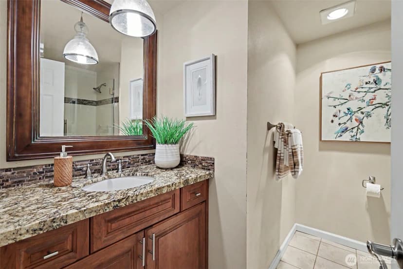 Property photo for 7903 Onyx Court Sw, Lakewood photo 11