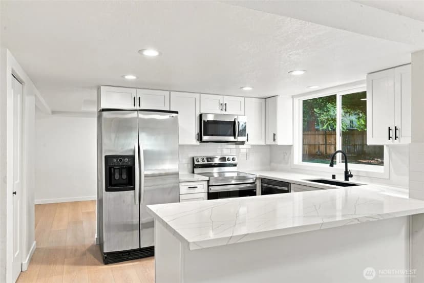 Property photo for 27607 129th Court Se, Kent photo 12