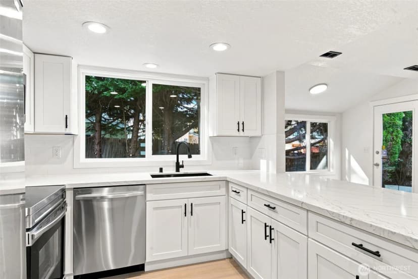 Property photo for 27607 129th Court Se, Kent photo 15