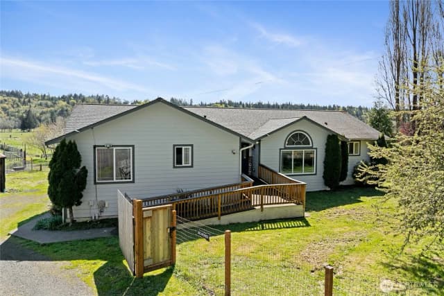 Property photo for 591 W Shelton Valley Road, Shelton photo 2