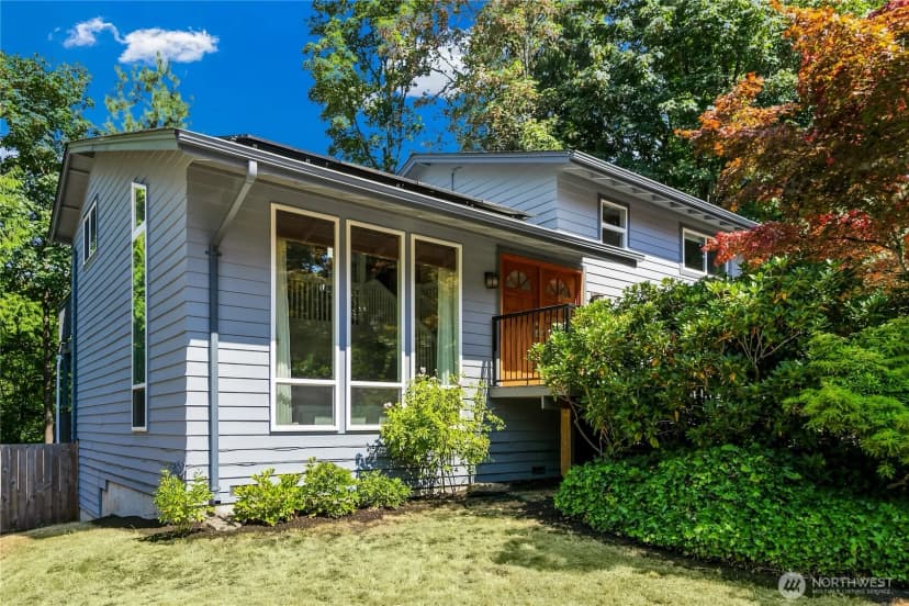 Property photo for 10320 Ne 123rd Place, Kirkland photo 29